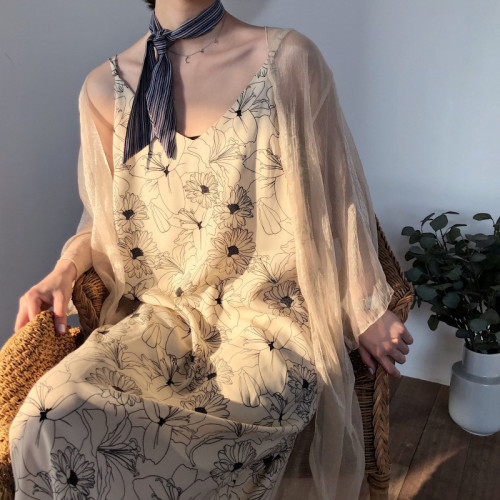2025新款女裝喇叭袖透視雪紡衫防曬衣女夏天長款開衫披肩小外套