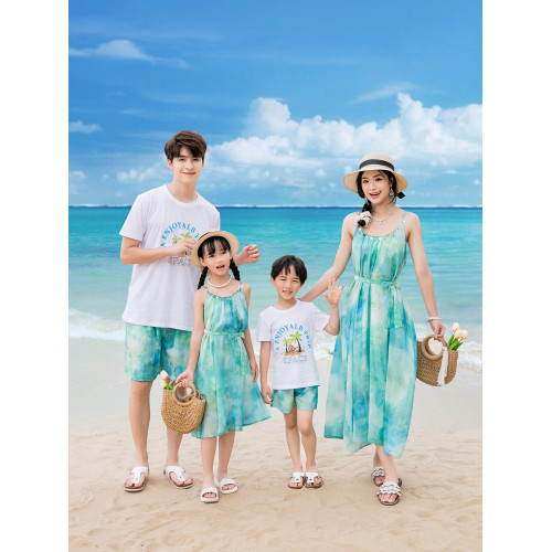 沙灘親子裝2025夏季一家三口海邊度假波西米亞吊帶母女連衣裙長裙
