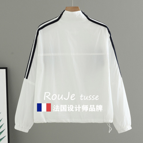Rouje tusse夏季防曬衣薄款連帽短外套女寬松休閒沖鋒衣夾克上衣