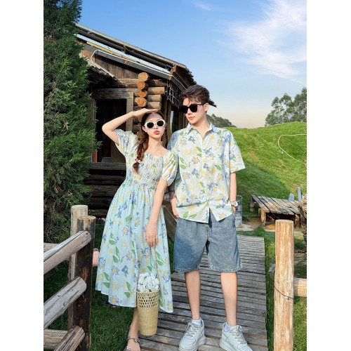 三亞海邊度假親子裝母女裝款夏海灘島一家三口出遊碎花襯衫連衣裙