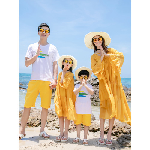 親子裝裙褲夏季一家三口四口海邊度假拍照寬松沙灘連衣裙全家套裝