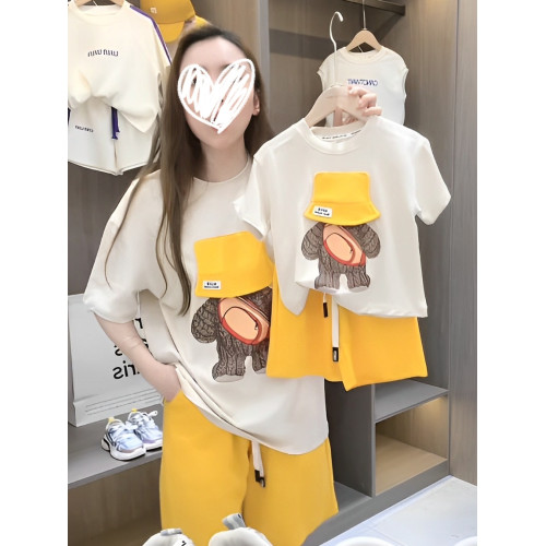 親子裝2025新款夏裝高級洋氣母子母女炸街夏季特別的沙灘度假套裝