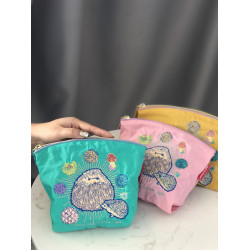 小衆刺綉收納袋化妝包女ball chain新款刺蝟防潑水尼龍化妝小包
