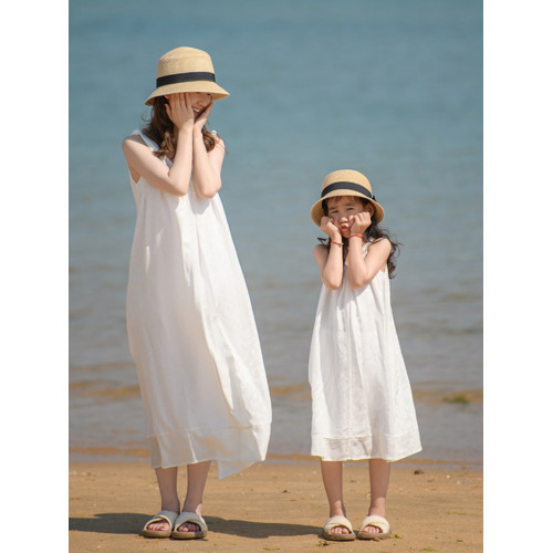 小樂往原創親子裝131課 夏季白色海邊吊帶女童清新度假連衣裙母女