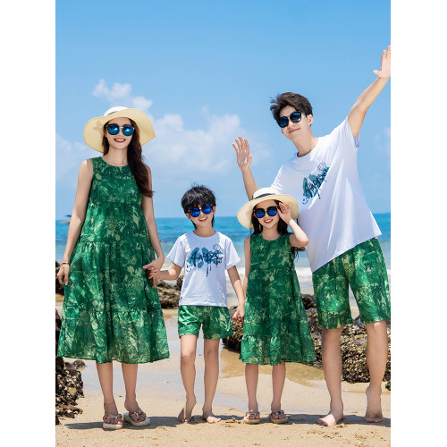 親子裝夏季一家三四口沙灘套裝三亞風海邊度假母女無袖休閒連衣裙