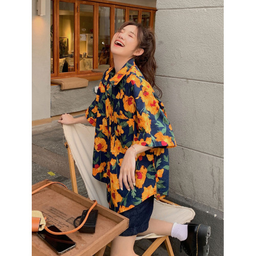 炸街親子裝一家三四口復古港風夏威夷碎花短袖襯衫母女背帶褲套裝