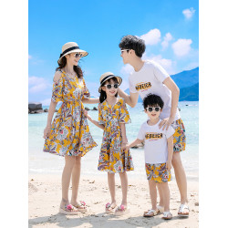 親子裝一家三口四口夏季2025新款海邊度假母子母女裝夏裝連衣裙潮