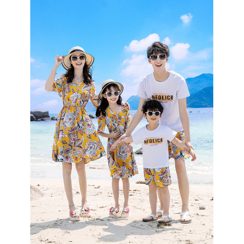 親子裝一家三口四口夏季2025新款海邊度假母子母女裝夏裝連衣裙潮