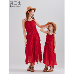 親子裝裙子紅色吊帶連衣裙女童夏季法式度假絕美拍照母女裝沙灘裙