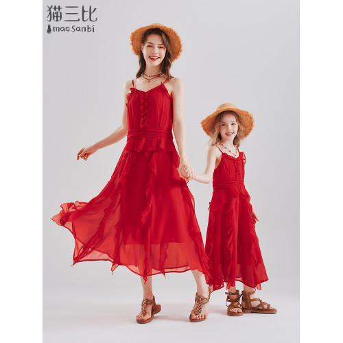 親子裝裙子紅色吊帶連衣裙女童夏季法式度假絕美拍照母女裝沙灘裙