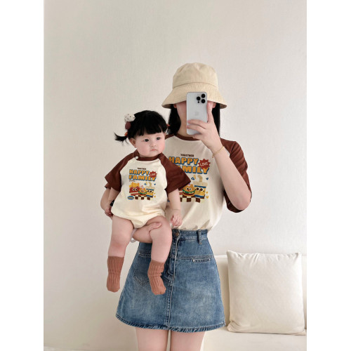 一家三口親子裝小月齡爬爬服母女母子時尚印花出遊炸街拍照全家福