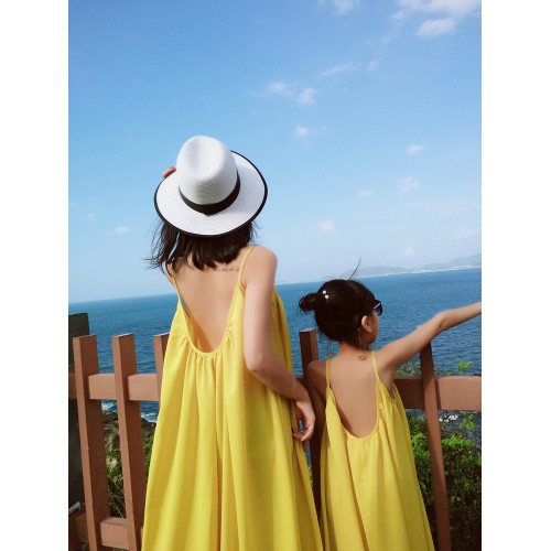 親子裝2023夏裝新款潮母女裝洋氣連衣裙海邊度假長裙大露背沙灘裙