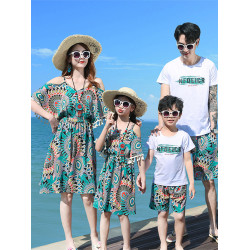 沙灘洋氣親子裝一家三口四口夏季波西米亞母女裙新款網紅純棉套裝