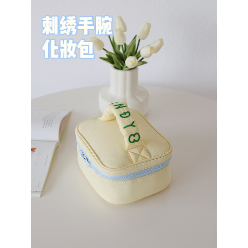 梵花不語2025新款原創化妝包女可攜式可愛旅行洗漱護膚收納包手提袋