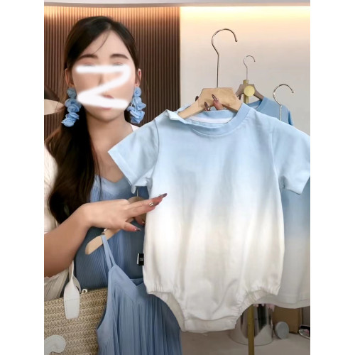 海邊度假風親子裝夏裝一家三口四口漸變藍色母子母女裝吊帶連衣裙