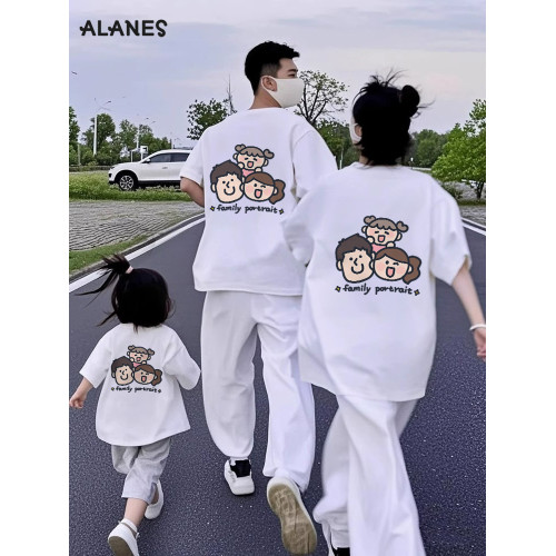 不一樣的親子裝2025超火夏季短袖T恤上衣打底衫母女一家三口網紅t