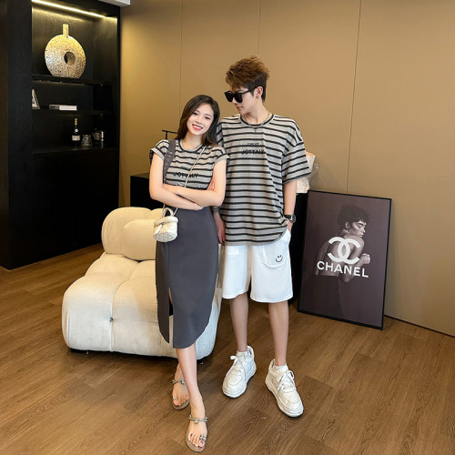 母女連衣裙親子裝夏一家三四口小月齡嬰兒爬服高級父子短袖條紋T