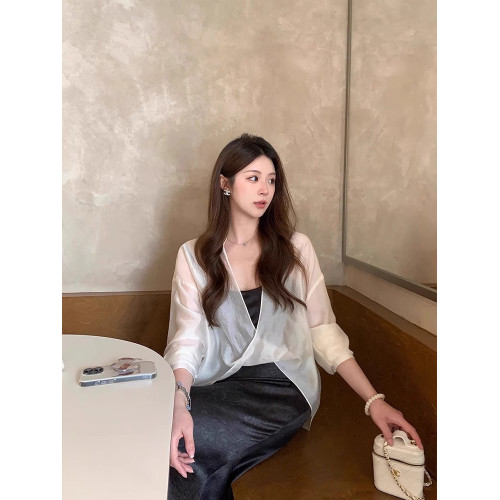 英國VICTORIA'S MISS天絲防曬衣襯衫外套女夏新款配吊帶外搭輕薄