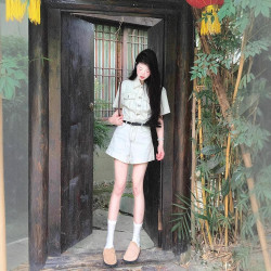 2025新款時尚復古繙領牛仔工裝連體褲夏季白色短款連體衣