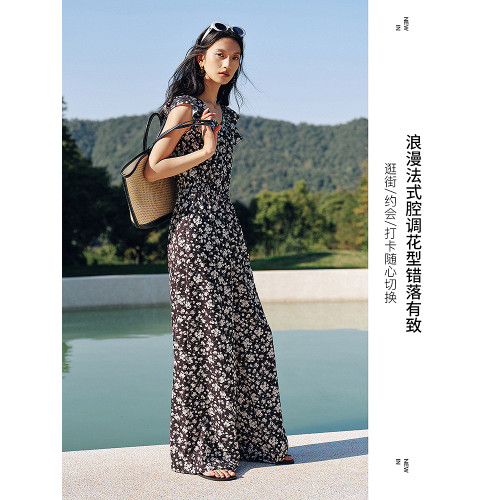 衣香麗影黑色碎花無袖連體褲女2025夏裝新款遮肉飛飛袖寬松連體衣