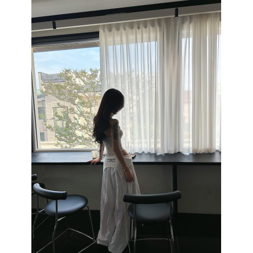 OUTFlT 法式純欲風蕾絲拼接吊連體衣女2025新款修身顯瘦內搭上衣