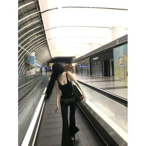 韓系後背設計感外穿帶胸墊吊帶背心女辣妹修身連體衣喇叭褲套裝