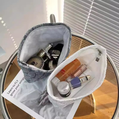 收納袋ins高級感網紅新款化妝包立體印花可攜式大容量水乳洗漱包