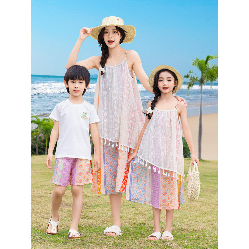親子裝夏裝一家三口四口海邊度假裝2025新款洋氣母女沙灘裙母子裝