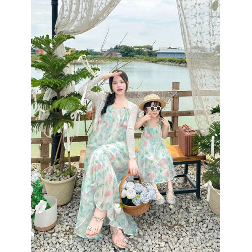 度假親子裝碎花吊帶連衣裙一家三口四口花朵母子母女裝短袖t恤夏
