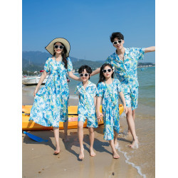 高級感親子裝新款夏天一家三四口海邊度假短袖套裝母女連衣裙長裙
