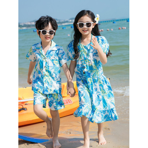 高級感親子裝新款夏天一家三四口海邊度假短袖套裝母女連衣裙長裙