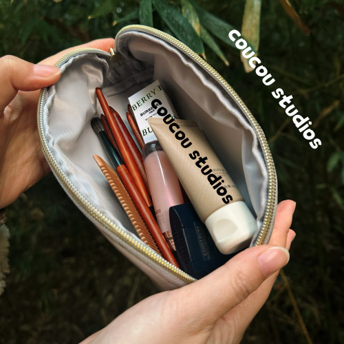 春節不打烊！國外櫃台cpb手拿包彩妝包化妝包刷包洗漱收納包高級