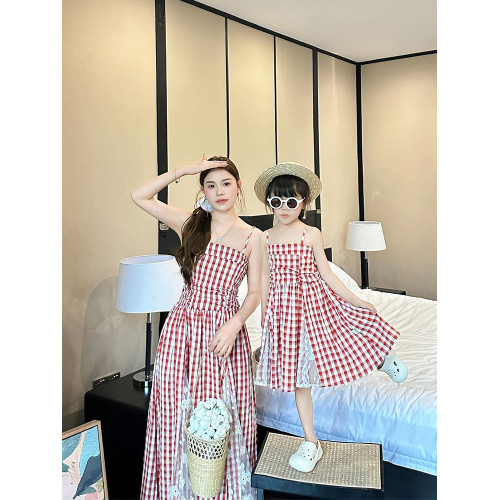 高級親子裝一家三口夏裝母子母女裝小月齡嬰兒格子短袖T恤連衣裙