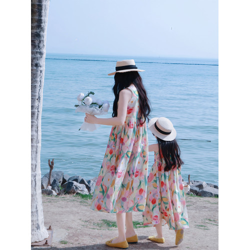 海邊度假親子裝母女純棉夏季2025新款花朵印花無袖沙灘裙子連衣裙