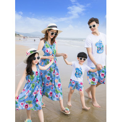 三亞海邊旅遊度假沙灘親子裝夏裝一家三口四口家庭裝母女裝連衣裙