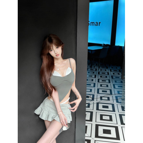 美式辣妹假兩件吊帶背心上衣女2024夏季新款性感修身顯瘦連體衣