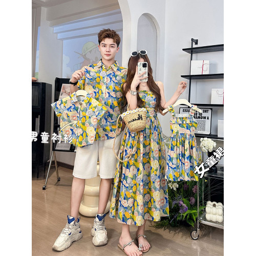 三亞海邊度假親子裝一家三口四口花色襯衫油畫母子母女裝沙灘短袖