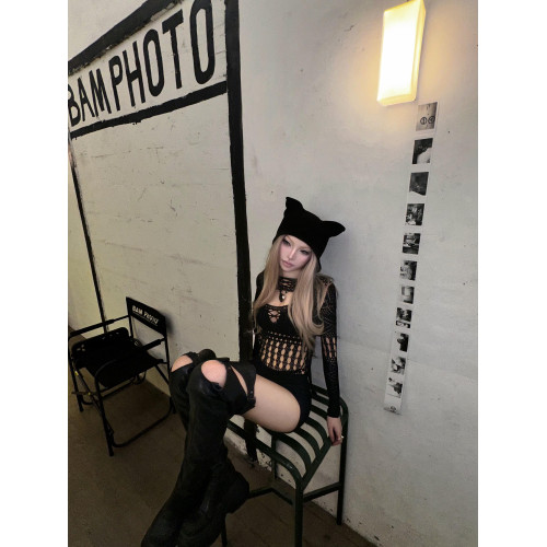 OUTFlT 歐美辣妹風鏤空長袖連體衣女2025新款修身顯瘦包臀短褲