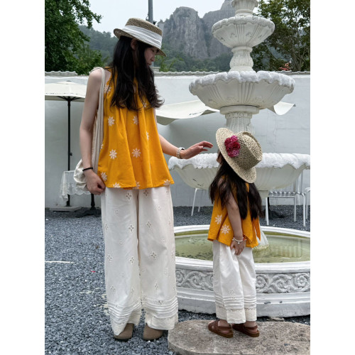 森系網紅親子裝母女夏季背心2025新款高級洋氣度假時尚濶腿褲套裝