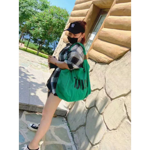 牛津布女包休閒健身包輕便大容量旅行包單肩字母大包新款瑜伽包