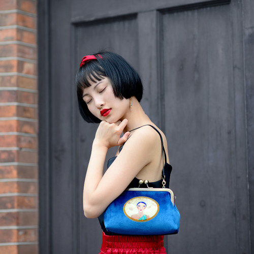 CoinQian花鳥小方包經典復古天鵞絨口金包手拎女包中式包 黑色 藍