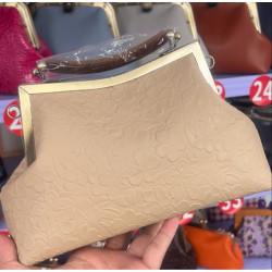 雲膠樹脂手提包斜背單肩女包真牛皮時尚簡約復古風口金包植柔壓花