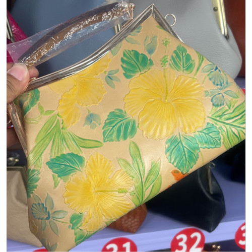 雲膠樹脂手提包斜背單肩女包真牛皮時尚簡約復古風口金包植柔壓花