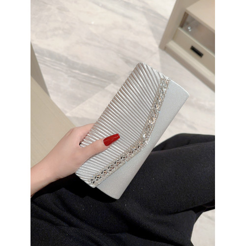 潮牌韓版晚宴包歐美時尚褶皺手拿包搭配水鑽絲絨簡約晚宴斜背女包