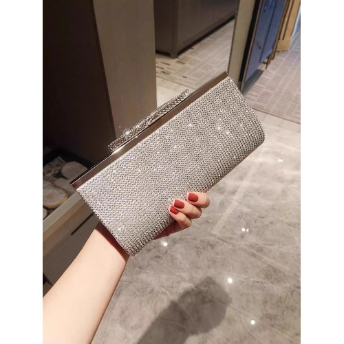 手拿婚宴包2025新款鑲鑽包包喜婆婆晚宴包聚會派對包旗袍輕奢女包