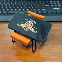 郵物手工個性復古牛皮手機支架桌面真皮趣味擺件手機座椅