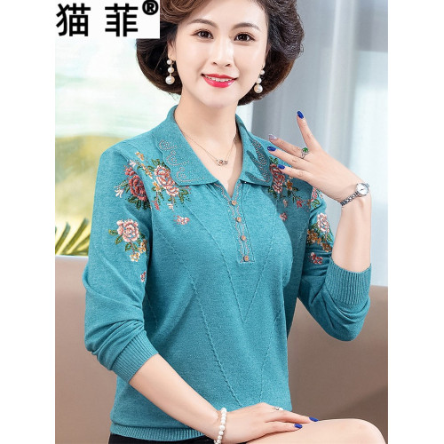 中年媽媽秋裝針織小衫綉花寬松上衣中老年毛衣女春秋洋氣質打底衫