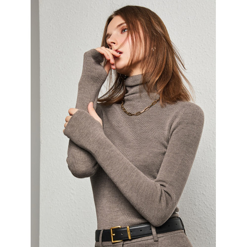 U.N.Q 舒適“0壓感” 進口德國敭子紗加厚顯瘦高領無縫時髦打底衫