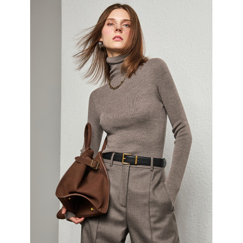 U.N.Q 舒適“0壓感” 進口德國敭子紗加厚顯瘦高領無縫時髦打底衫