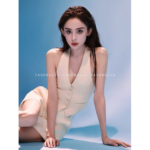 【古力娜紥同款】YAGONGZHU 西裝馬甲套裝米白色背心女短褲兩件套